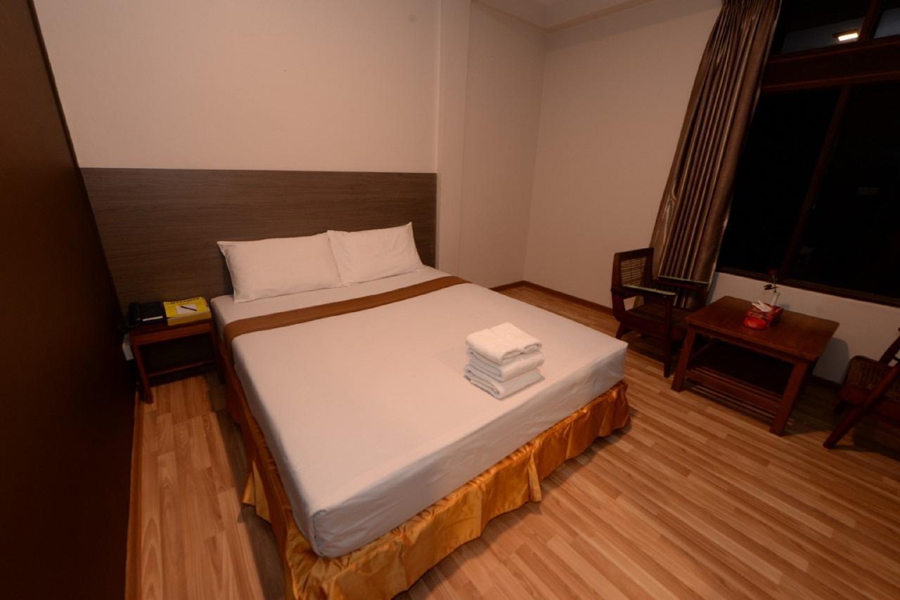 Min Nandar Garden Hotel Thanlyin Exterior foto