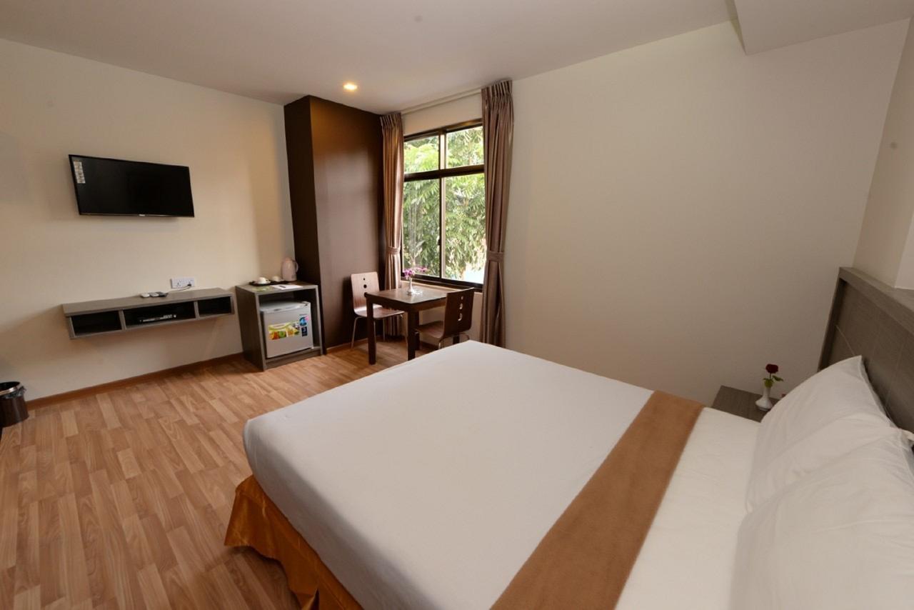 Min Nandar Garden Hotel Thanlyin Exterior foto